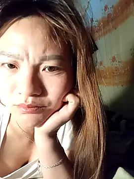 Lee-Thee online show from 11/18/25, 11:37