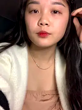 Baa-bee22 online show from 11/19/25, 06:52