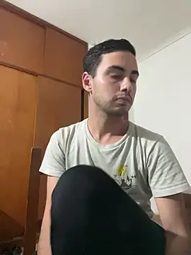 nico-sex1625 online show from 05/05/26, 10:29
