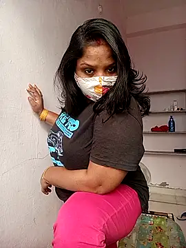 CUTE-LOVE-SWEETS online show from 12/17/25, 04:51