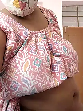 CUTE-LOVE-SWEETS online show from 07/05/26, 04:19