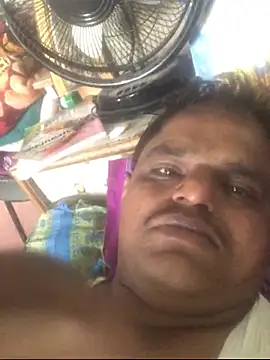 Snapshot of sexguruxxx chatting on 11/22/25, 03:49 sexguruxxx online show from 11/22/25, 03:49