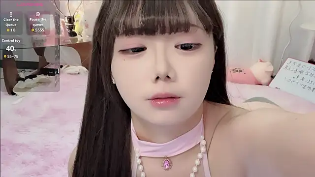 Snapshot of lucky-188 chatting on 01/18/26, 05:28 lucky-188 online show from 01/18/26, 05:28