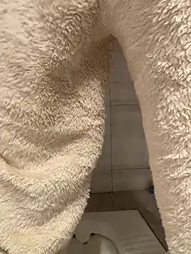 Yes-Baby-A online show from 12/21/25, 08:49