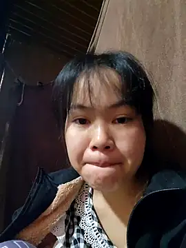 Xiu-L online show from 11/23/25, 02:11