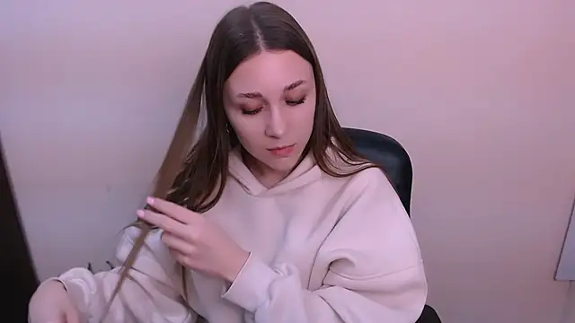 MillaTems  online show from 11/28/25, 01:14