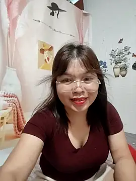 Snapshot of Cover-baa chatting on 05/16/26, 11:03 Cover-baa online show from 05/16/26, 11:03