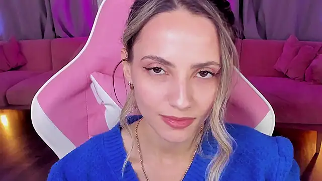 amelia meili online show from 11/24/25, 01:00