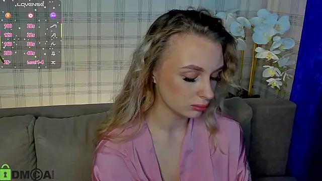 Snapshot of KiraRuiz chatting on 02/27/26, 01:16 KiraRuiz online show from 02/27/26, 01:16