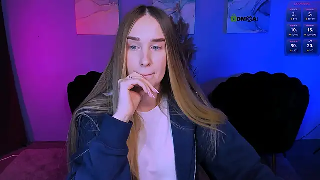  kellykitten  online show from 11/30/25, 10:08