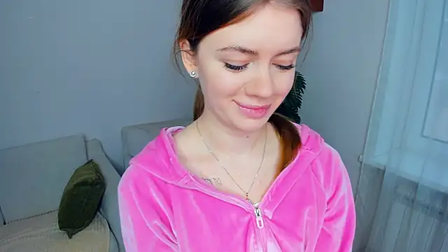 AngelesBenitz online show from 12/20/25, 07:04