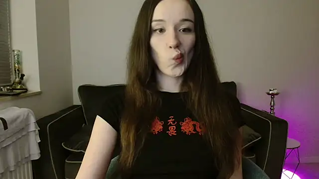 Snapshot of Tinybutt5368 chatting on 02/12/26, 06:25 Tinybutt5368 online show from 02/12/26, 06:25