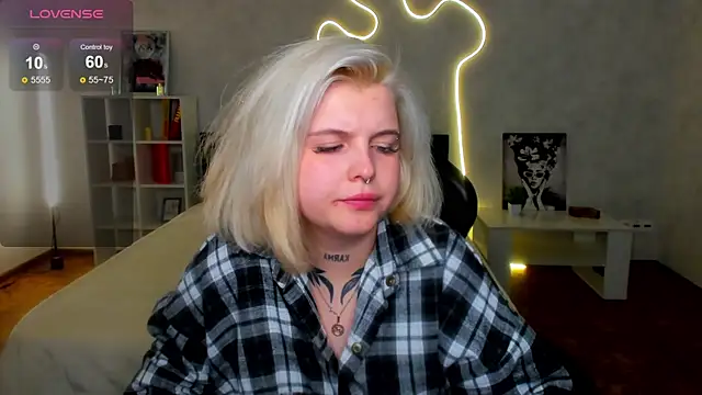 shadow  purrr online show from 12/18/25, 12:55