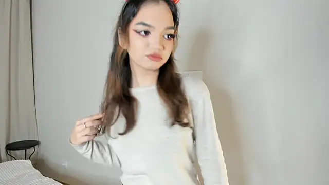 CoreenLuebbers online show from 12/03/25, 07:05