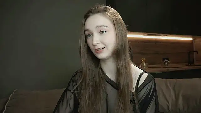 Eliravelvet online show from 11/26/25, 05:58