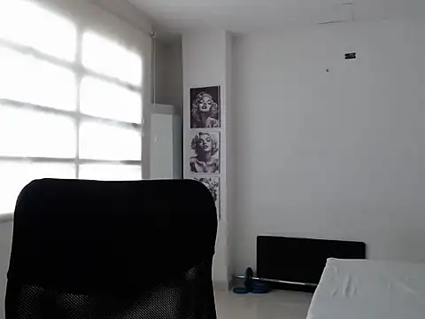 Annie Cervantez online show from 01/13/26, 03:28