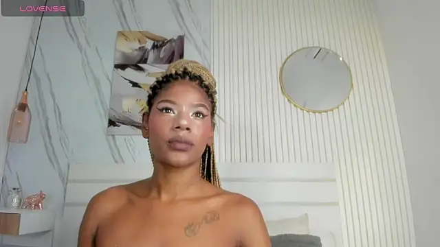 Afro Luna online show from 05/29/26, 11:08