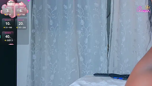 Snapshot of SofiaCopper chatting on 07/17/26, 11:39 SofiaCopper online show from 07/17/26, 11:39