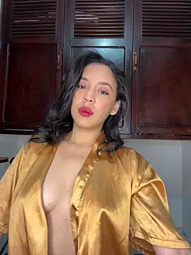 Esmerald 1111 online show from 03/30/26, 11:00