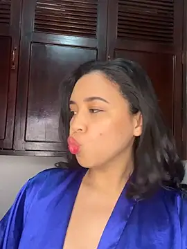 Esmerald 1111 online show from 04/03/26, 08:45