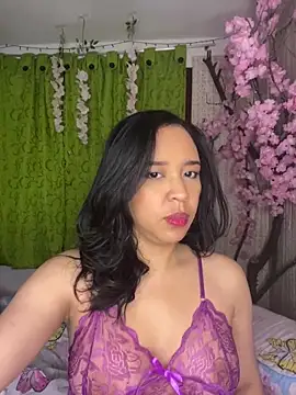 Esmerald 1111 online show from 04/07/26, 11:10