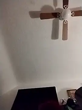 VenezuelaLuxeNoir online show from 01/16/26, 08:29