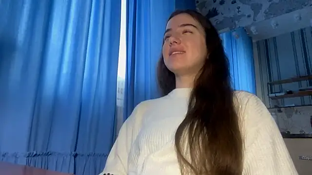 Snapshot of macanmercedes chatting on 11/21/25, 08:13 macanmercedes online show from 11/21/25, 08:13