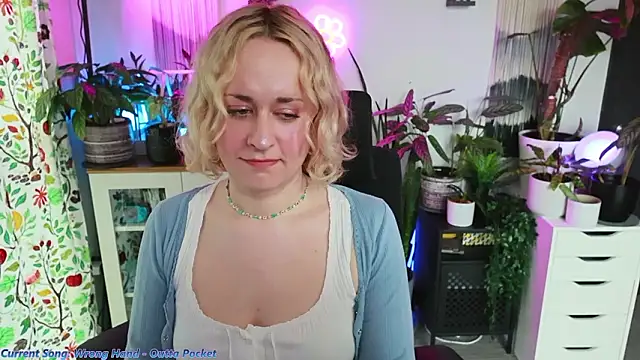 xzoeyryanx online show from 02/20/26, 06:41