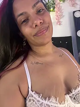 ArielleMillerr- online show from 06/05/26, 05:51