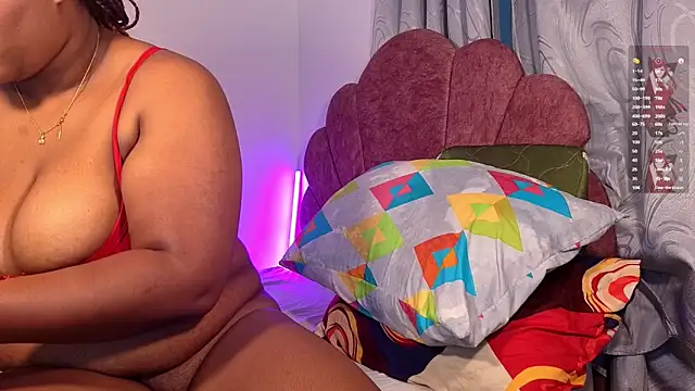 IssaNoirr online show from 03/13/26, 02:56