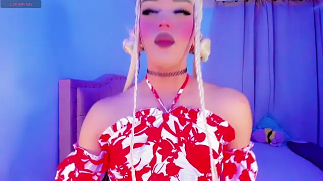 Shiaki 04 online show from 04/16/26, 12:44