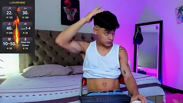 Snapshot of blorelopez chatting on 02/25/26, 01:32 blorelopez online show from 02/25/26, 01:32