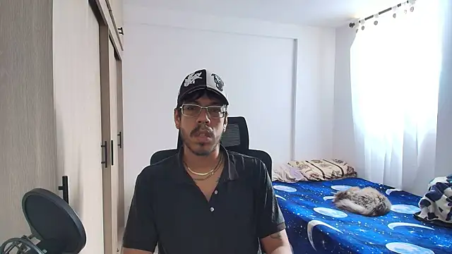 naitt  online show from 12/01/25, 07:08