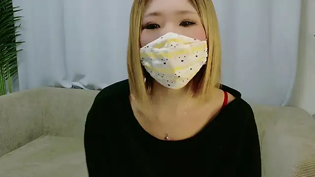 Snapshot of yuu_xxx_yuu chatting on 02/14/26, 06:43 yuu xxx yuu online show from 02/14/26, 06:43