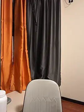 Juhone online show from 04/19/26, 03:55