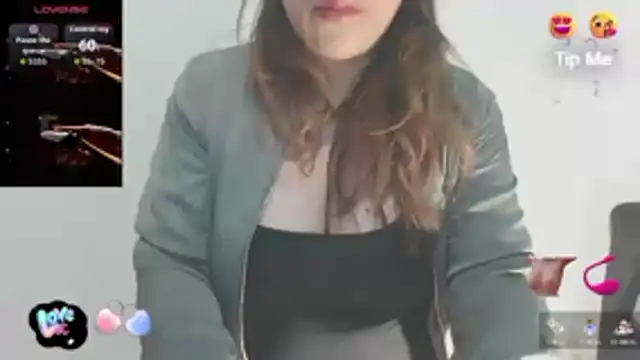 Snapshot of Ricaardiente chatting on 02/21/26, 06:25 Ricaardiente online show from 02/21/26, 06:25