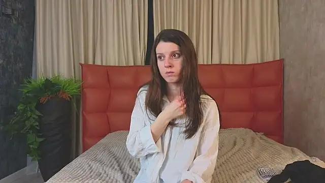 VelvetNyxen online show from 01/13/26, 03:06