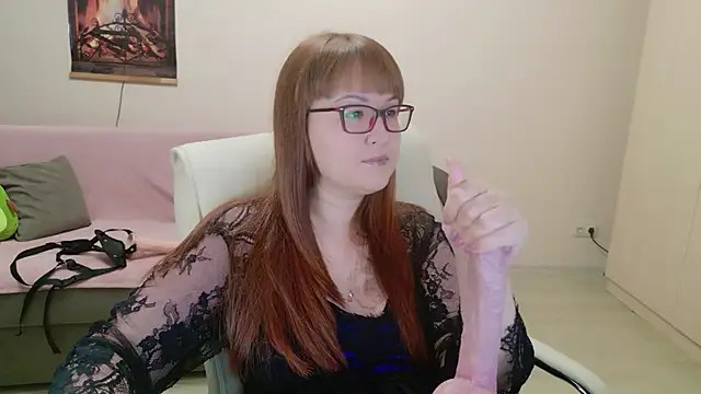 Foxy-lady online show from 11/21/25, 04:38