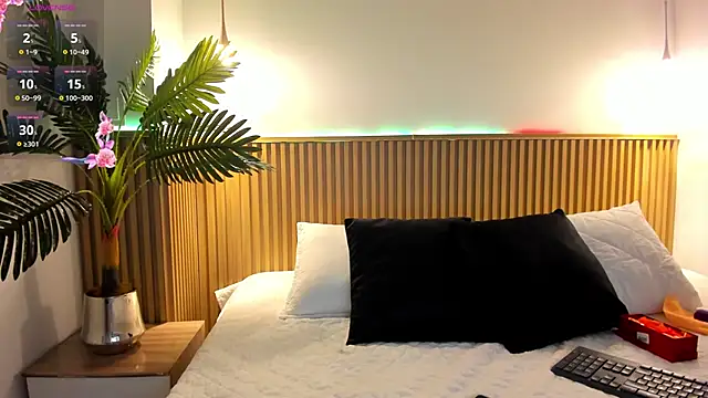 Samantha Sra  online show from 02/11/26, 11:32