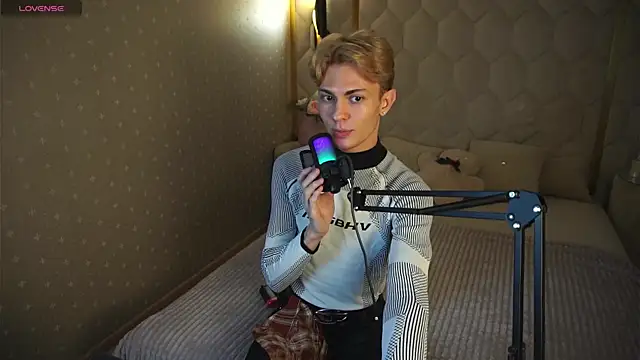 Even Vrot online show from 12/13/25, 08:58