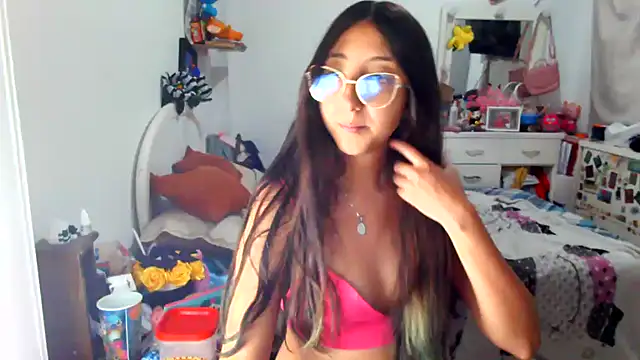 Nanylux online show from 11/24/25, 02:22