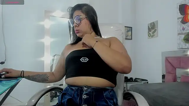 Snapshot of Soffii_clarkk chatting on 11/26/25, 09:49 Soffii clarkk online show from 11/26/25, 09:49