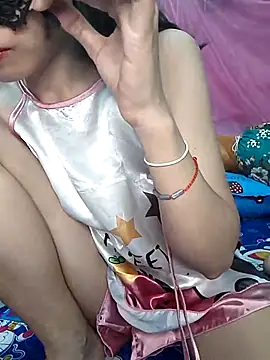 Binnky online show from 11/19/25, 04:12