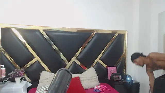 Snapshot of Caroyandy3 chatting on 11/22/25, 07:13 Caroyandy3 online show from 11/22/25, 07:13