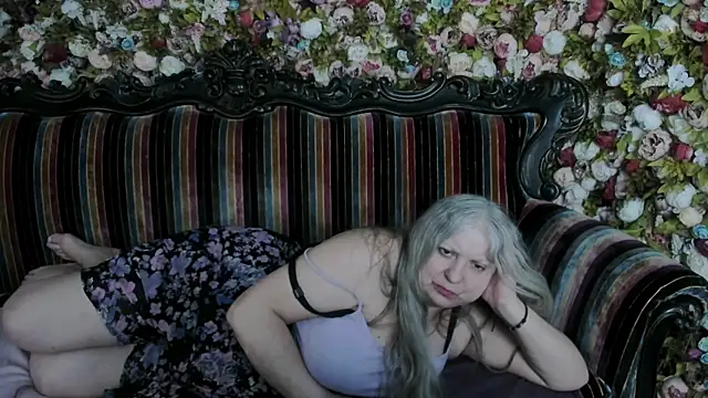 mariabelladonna online show from 04/25/26, 10:18