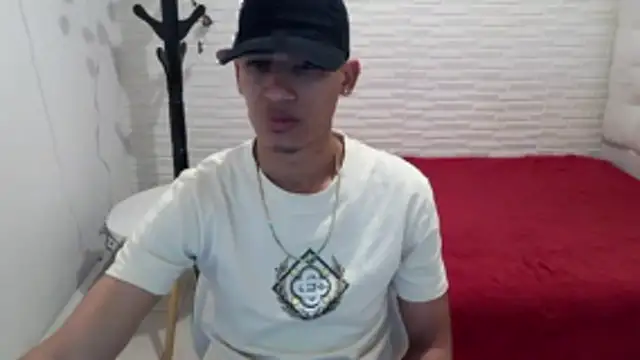 willytal2025 online show from 01/12/26, 02:55