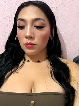 Snapshot of urenyel chatting on 11/30/25, 03:32 urenyel online show from 11/30/25, 03:32