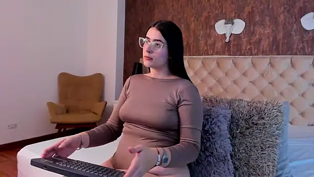 AnastasiiaStelee online show from 11/27/25, 08:11