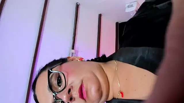Sienarosewood online show from 07/02/26, 03:45