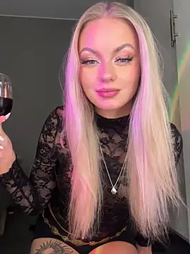 linafuntime online show from 11/26/25, 01:06